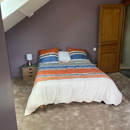 Maison De Campagne Montsurs Ngoại thất bức ảnh